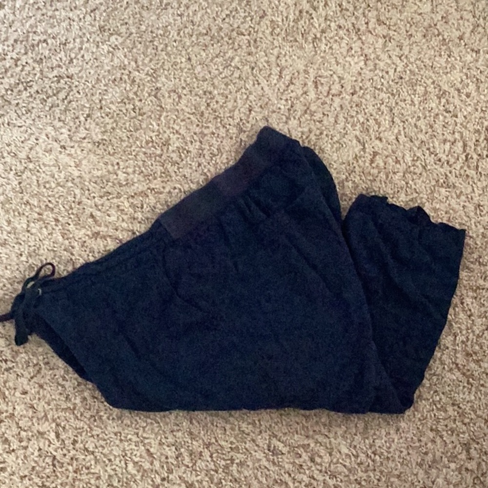 Navy Capri Pants